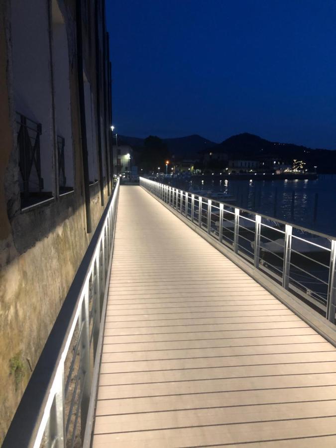 Residenza Di Prestigio In Riva Al Lago Marone Loft ภายนอก รูปภาพ
