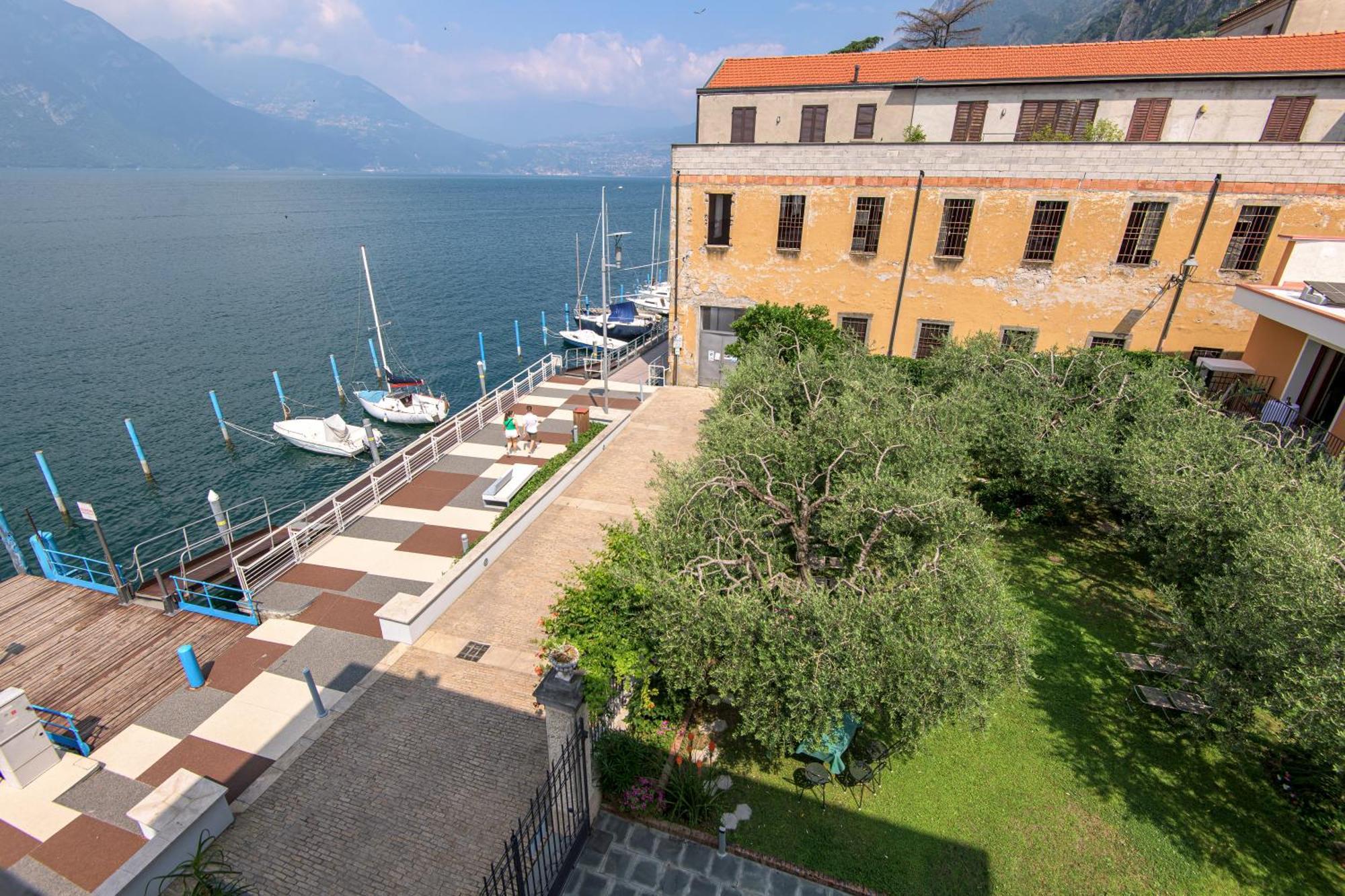 Residenza Di Prestigio In Riva Al Lago Marone Loft ภายนอก รูปภาพ